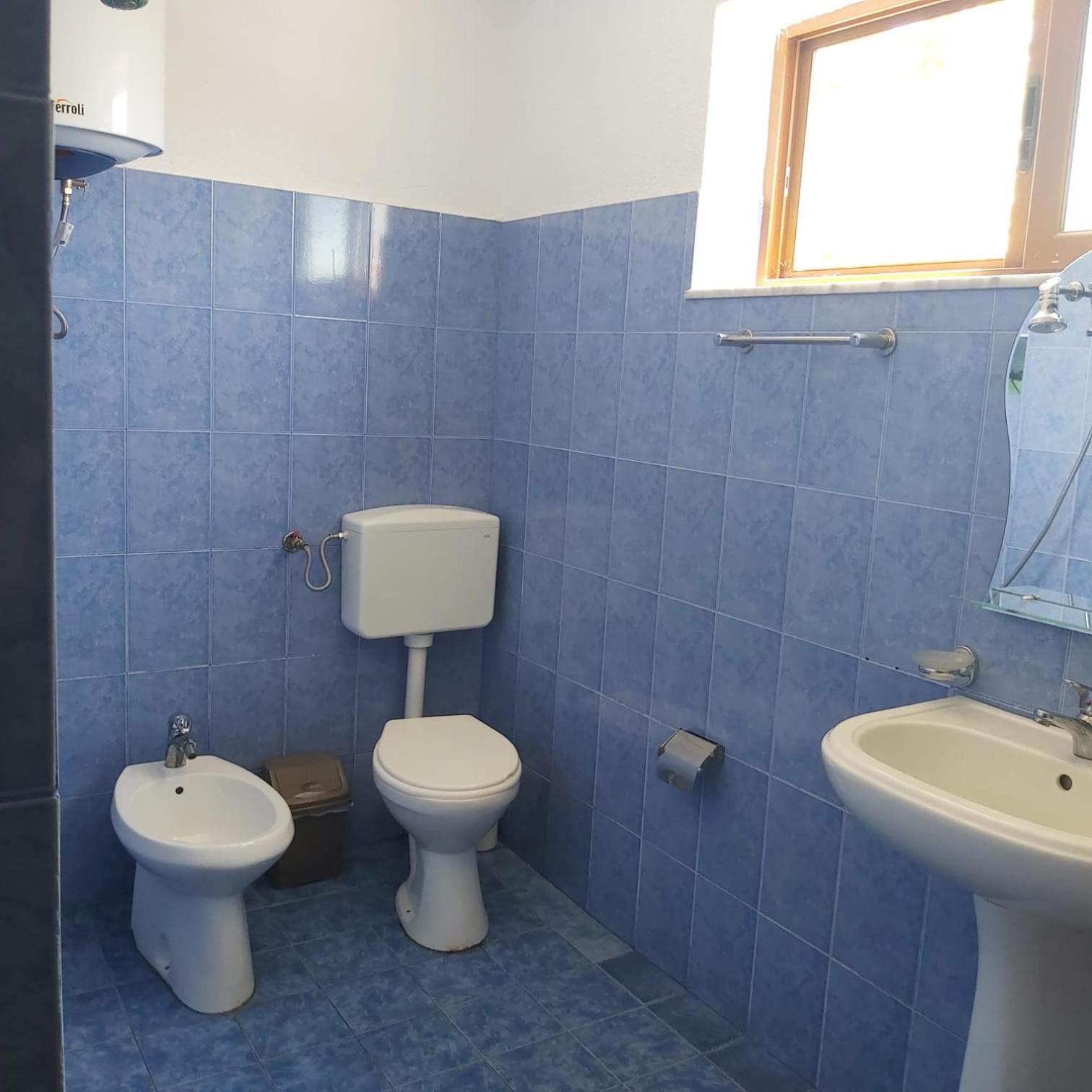 Guest House Pogradeci Exterior photo