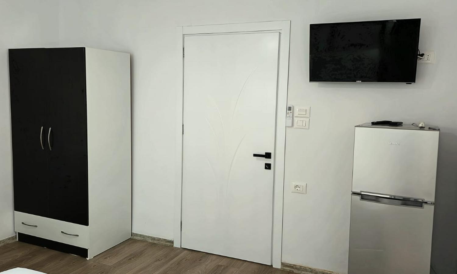Guest House Pogradeci Exterior photo