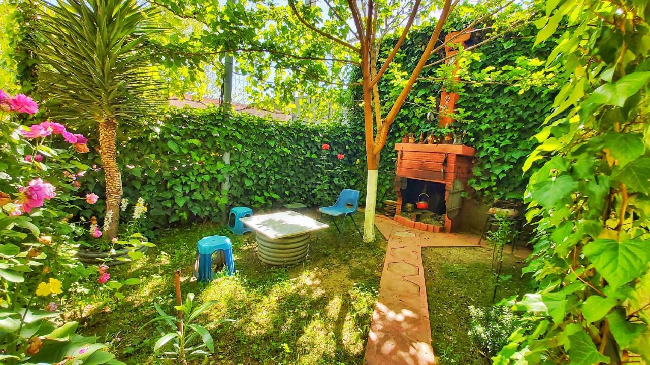 Guest House Pogradeci Exterior photo
